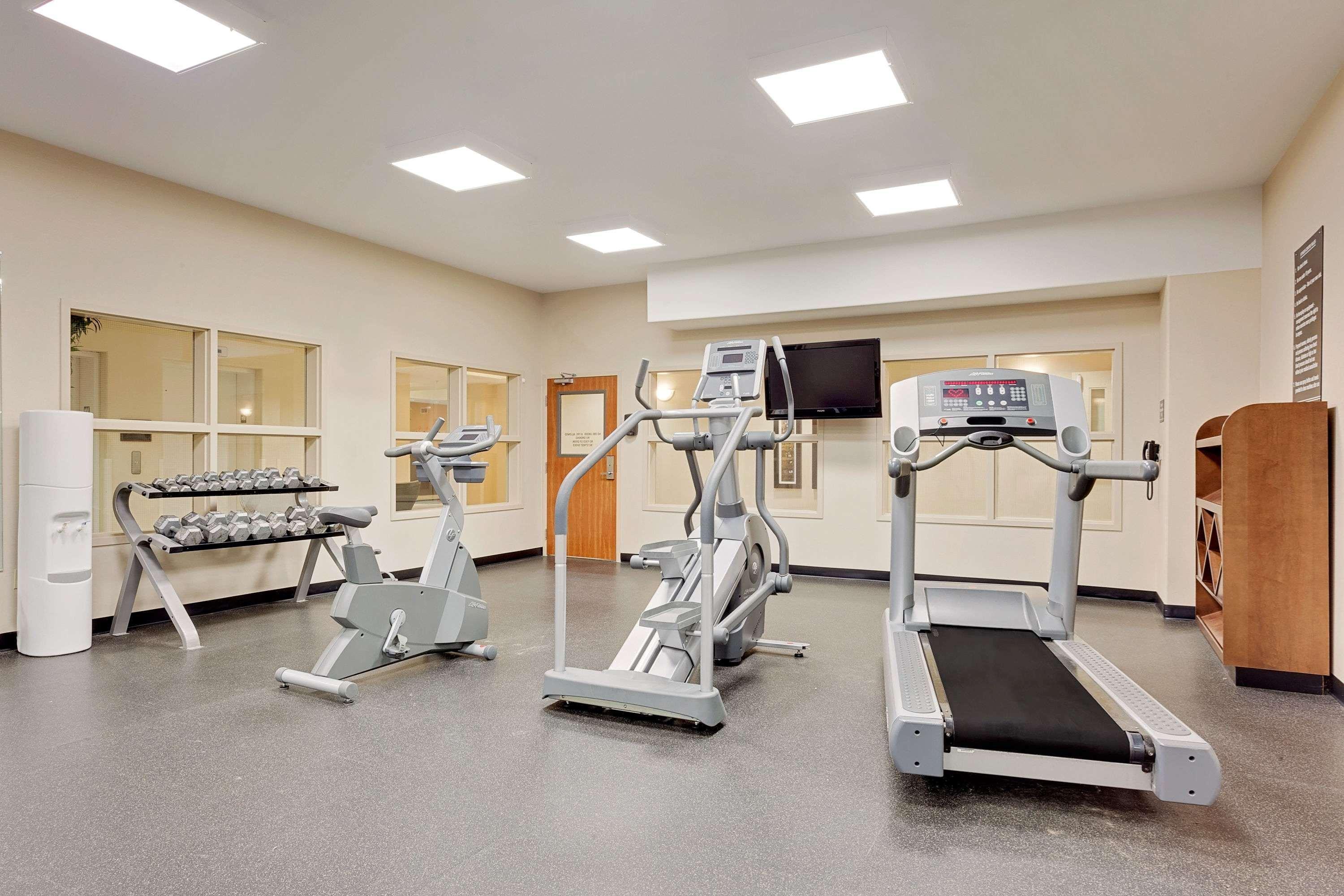 Ramada By Wyndham Lac La Biche Εξωτερικό φωτογραφία