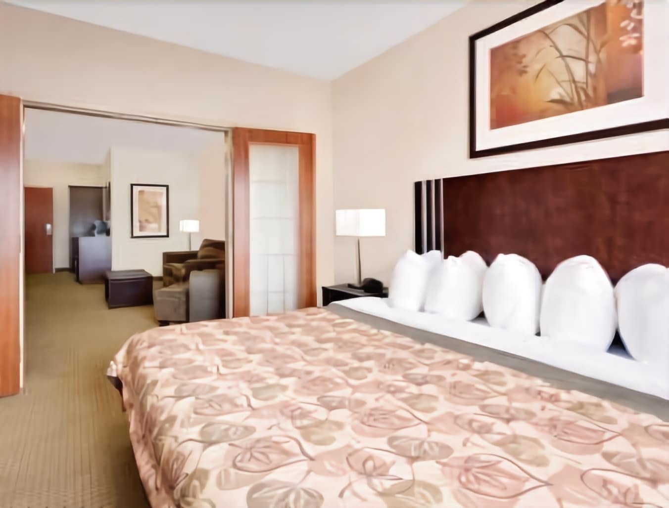 Ramada By Wyndham Lac La Biche Εξωτερικό φωτογραφία